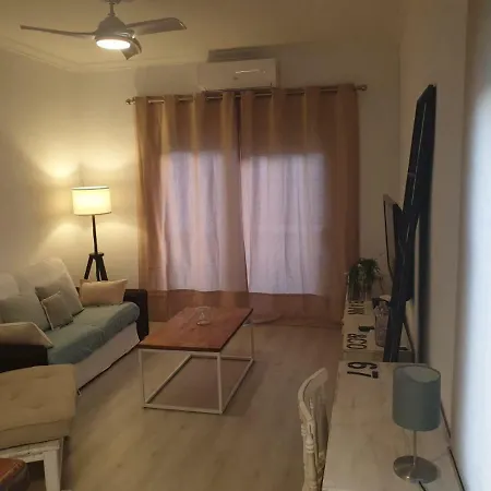 Central Apartment *